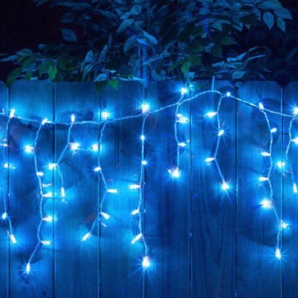 Meet your Posher, Ursula - Picture 1 of 1